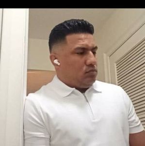 Meet your Posher, Ronny jose